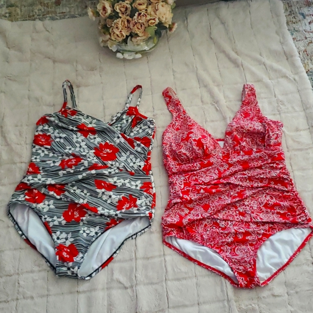 🔴final sale …Two Paradise day pathing suit!